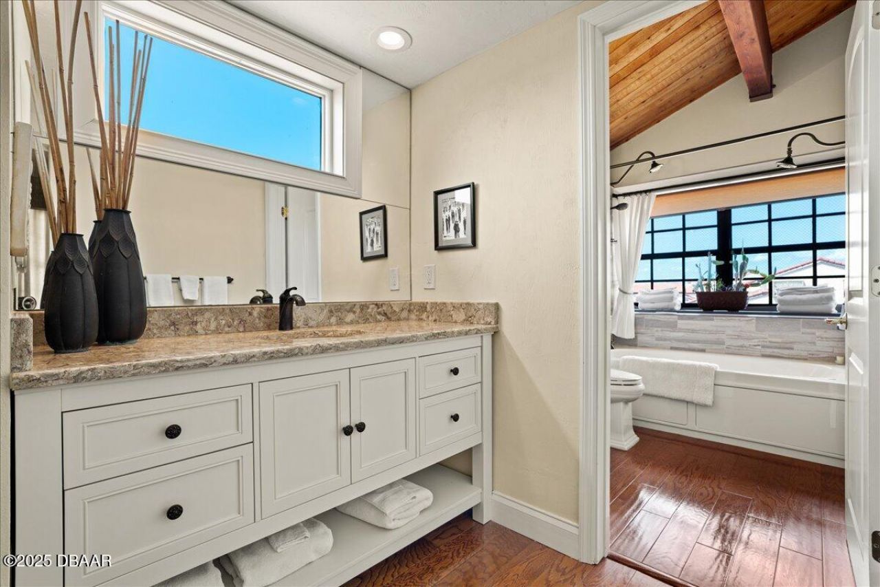 761 Marina Point Drive, Unit 7610, Daytona Beach, FL 32114 Photo