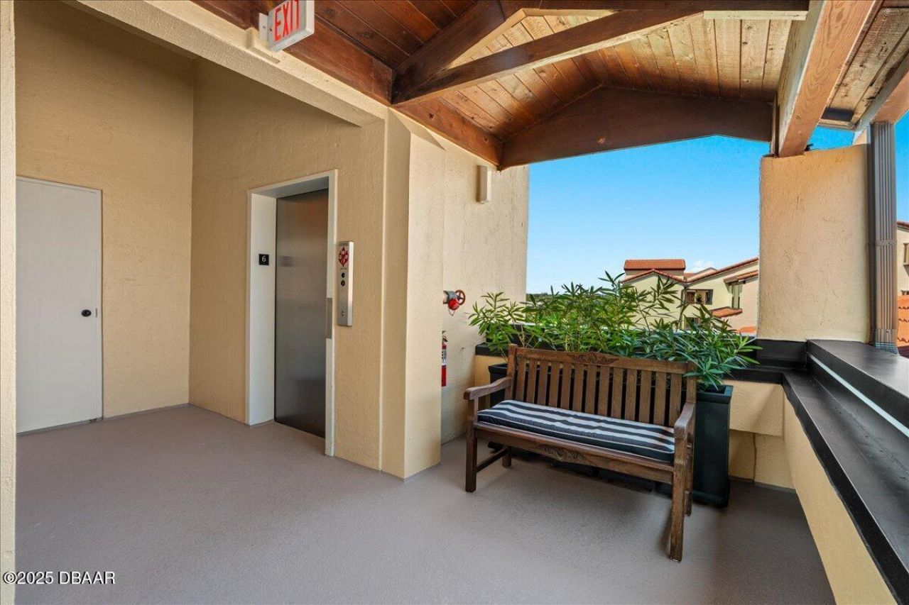 761 Marina Point Drive, Unit 7610, Daytona Beach, FL 32114 Photo