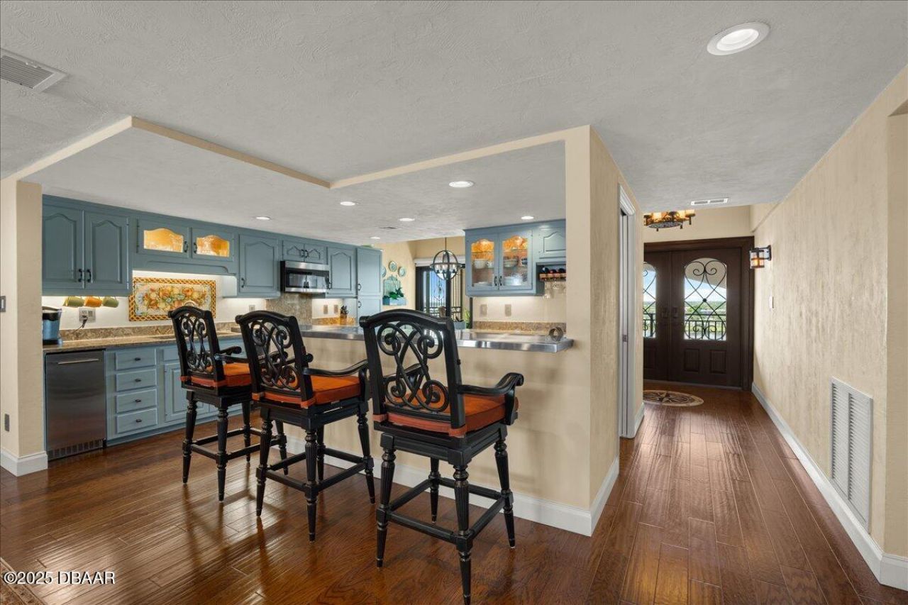 761 Marina Point Drive, Unit 7610, Daytona Beach, FL 32114 Photo