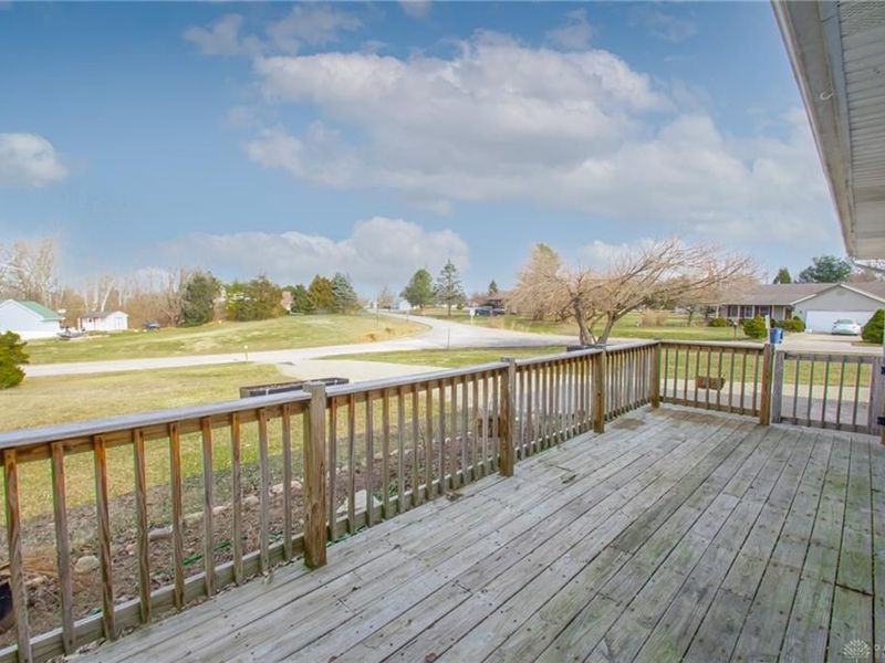 539 Skodborg Drive, Eaton, OH 45320 Photo 3