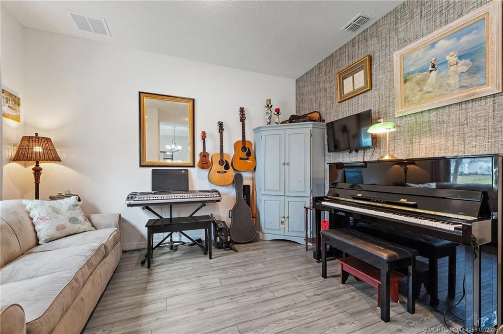 2172 SE South Buttonwood Drive, Port Saint Lucie, FL 34952 Photo