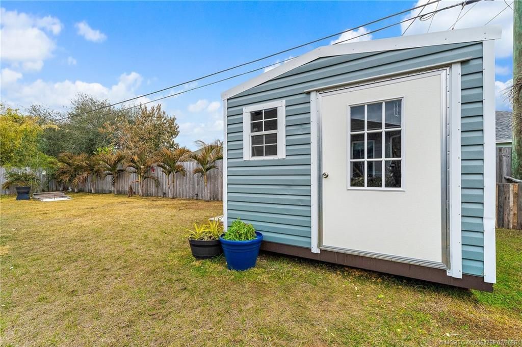 2172 SE South Buttonwood Drive, Port Saint Lucie, FL 34952 Photo