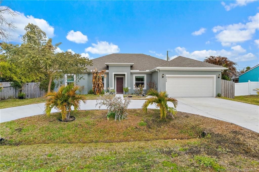 2172 SE South Buttonwood Drive, Port Saint Lucie, FL 34952 Photo