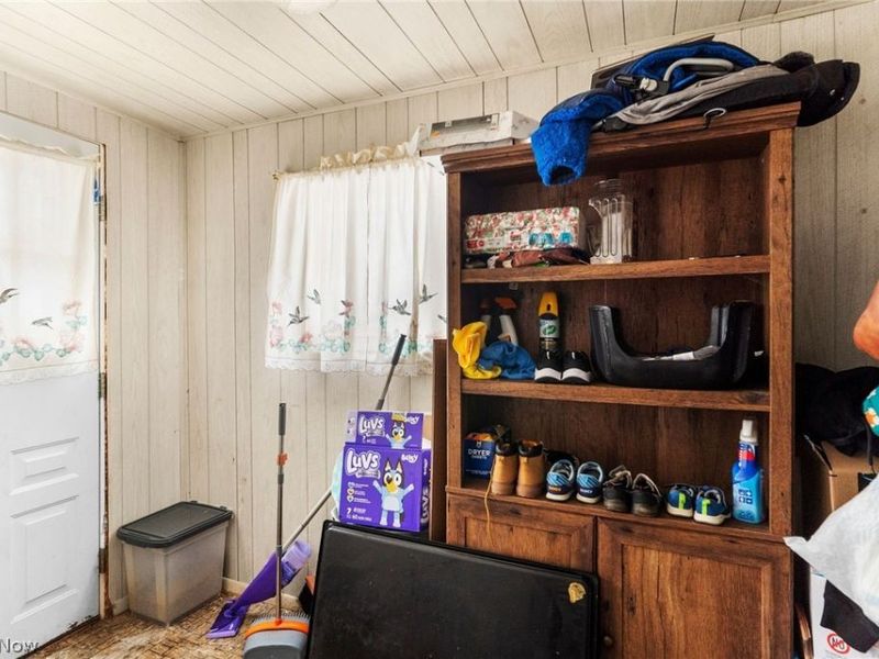 464 Elm Street, Struthers, OH 44471 Photo 11