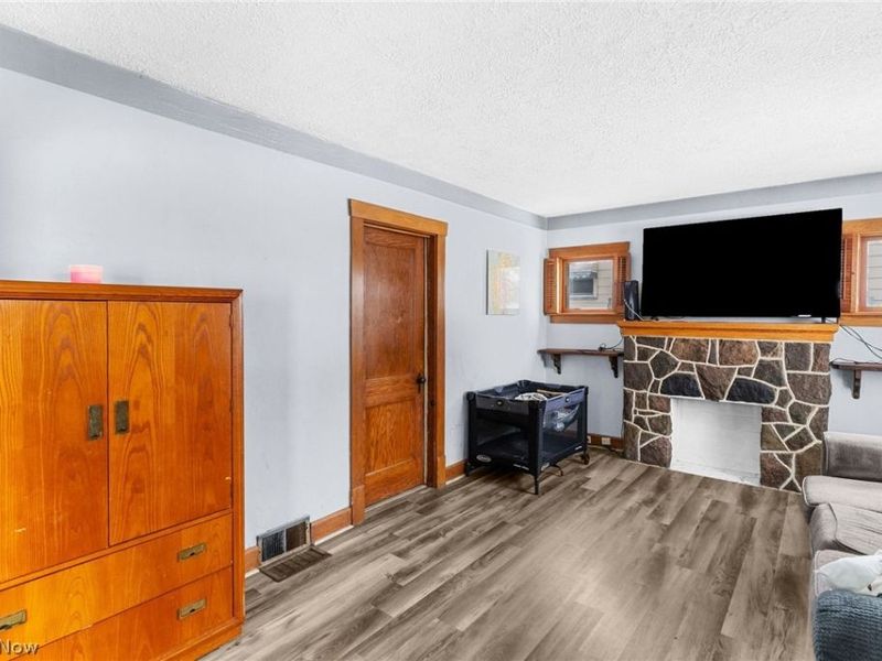 464 Elm Street, Struthers, OH 44471 Photo 6