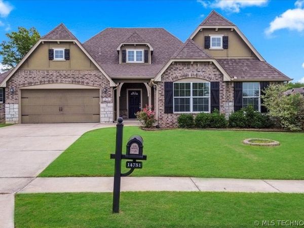 14751 S Urbana Avenue, Bixby, OK 74008
