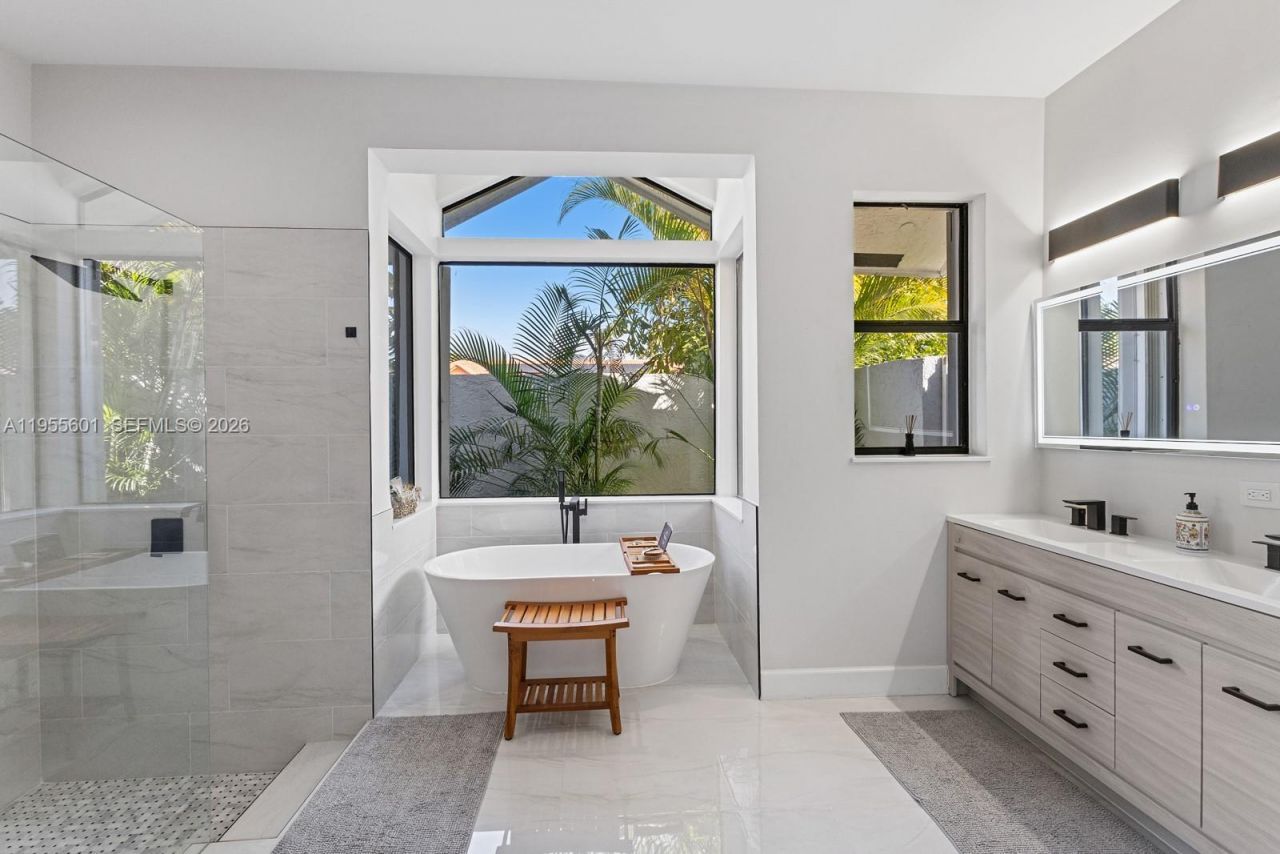 10122 Canoe Brook Circle, Boca Raton, FL 33498 Photo