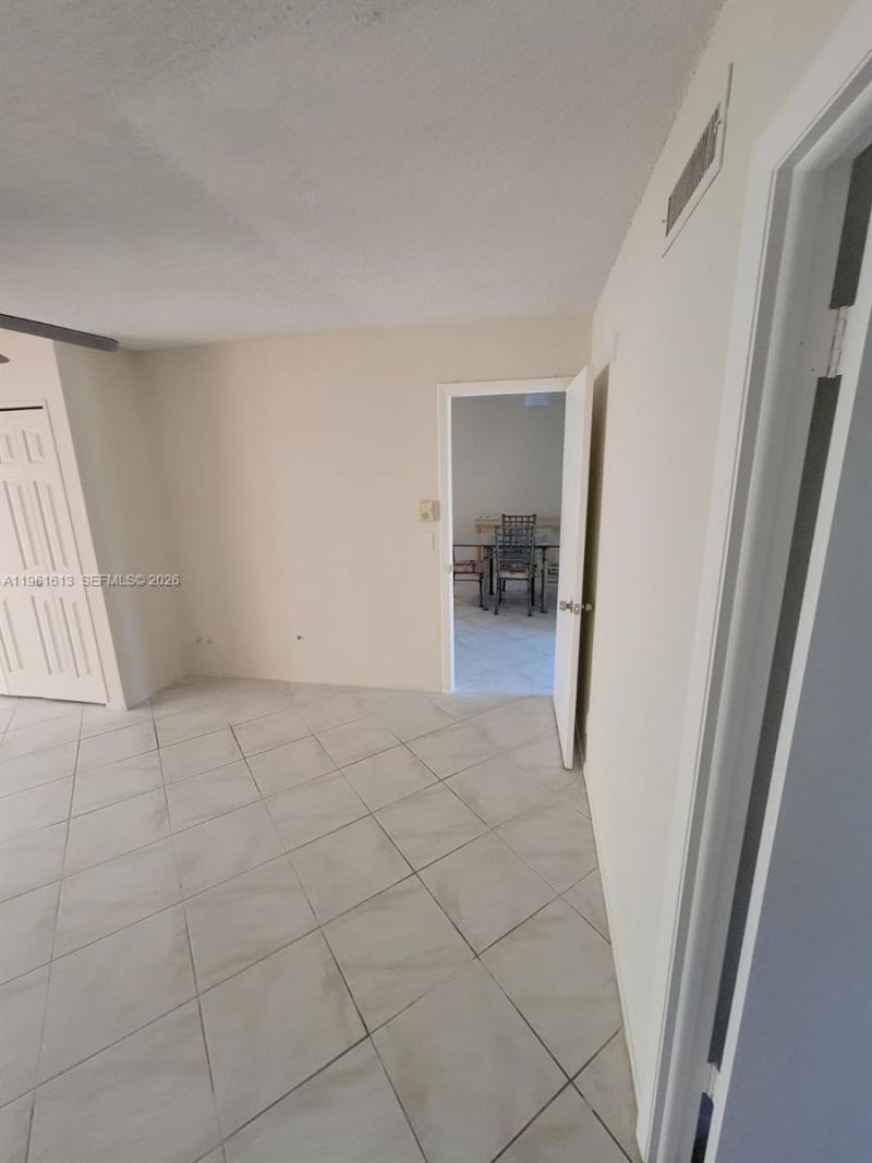 12016 S Greenway Cir S, Unit 108, Royal Palm Beach, FL 33411 Photo