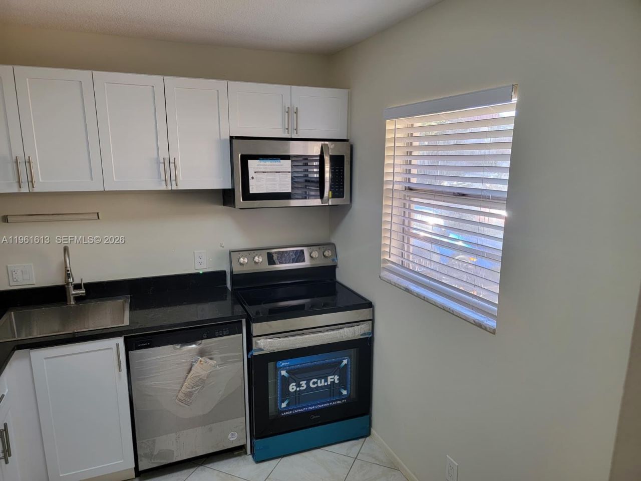 12016 S Greenway Cir S, Unit 108, Royal Palm Beach, FL 33411 Photo