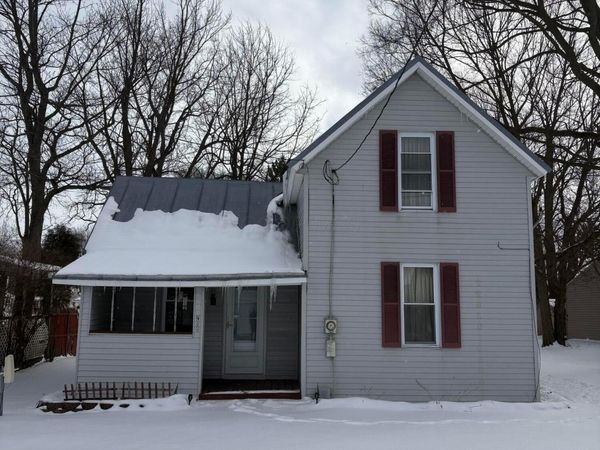 210 S Elm Street , Caledonia, OH 43314