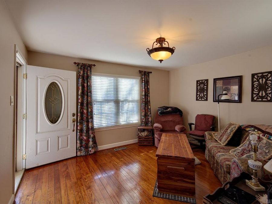Property Image 6