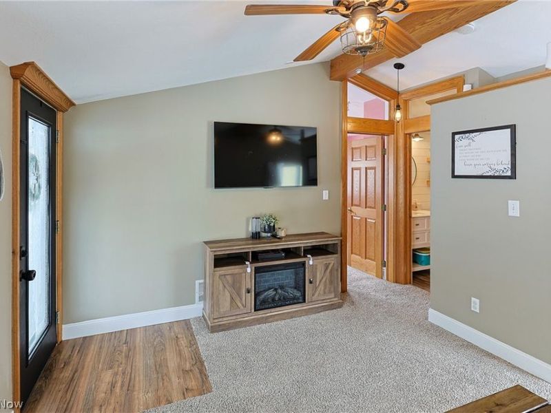 206 Wood Street, Bellevue, OH 44811 Photo 9