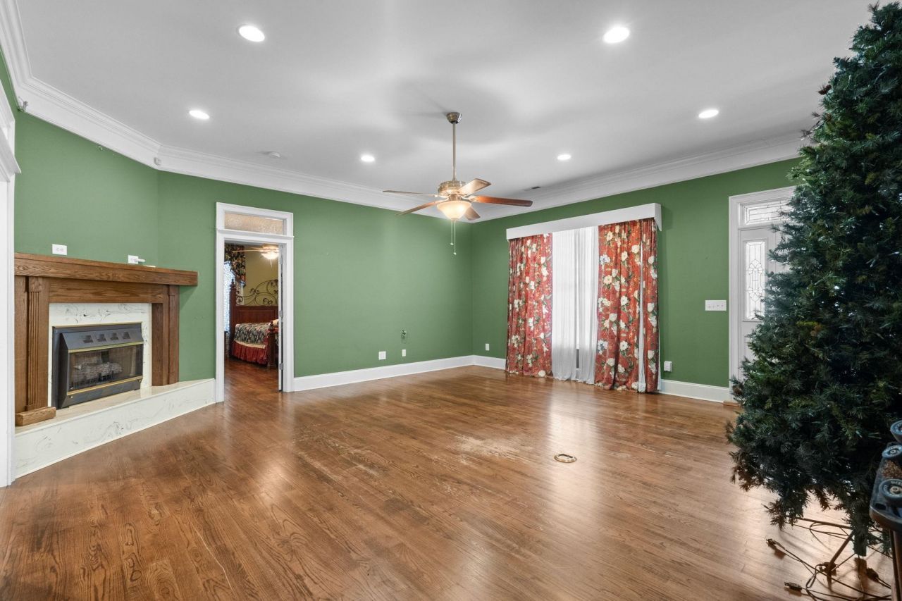 2950 Monaca Dr. Photo 5