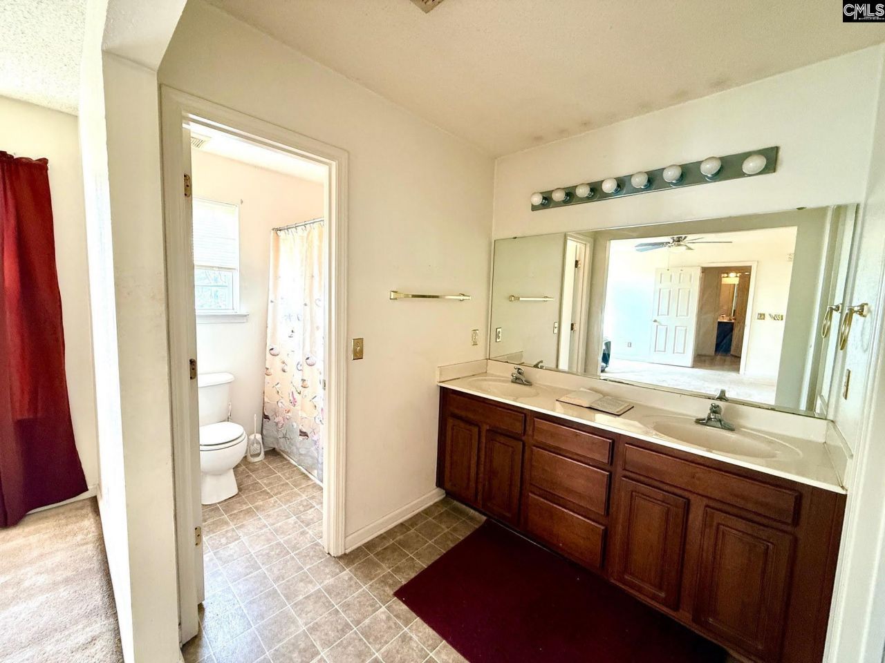 175 Savannah Hills Drive Photo 17