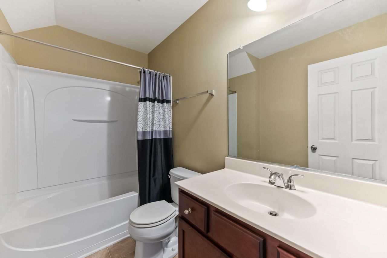 8877 Gable Street Photo 13