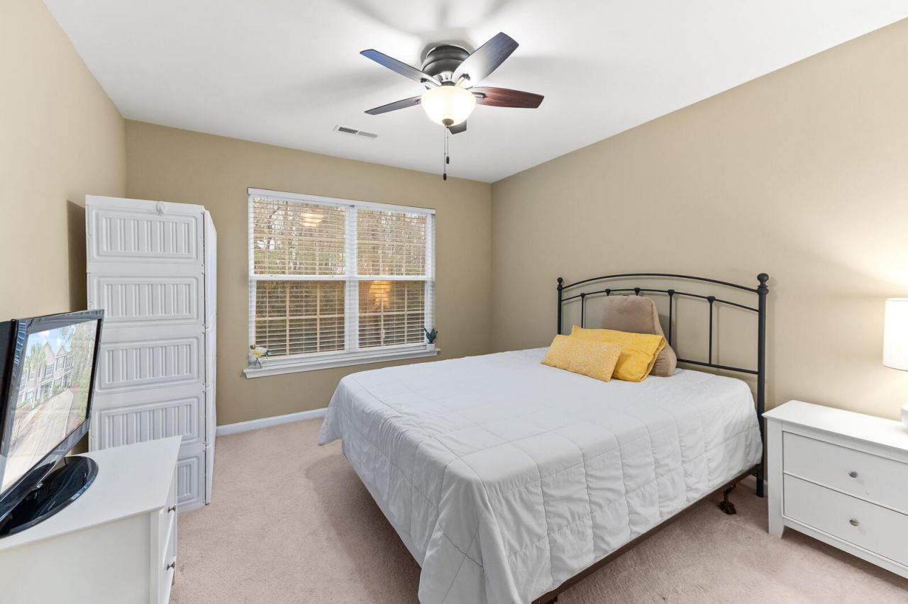 8877 Gable Street Photo 18