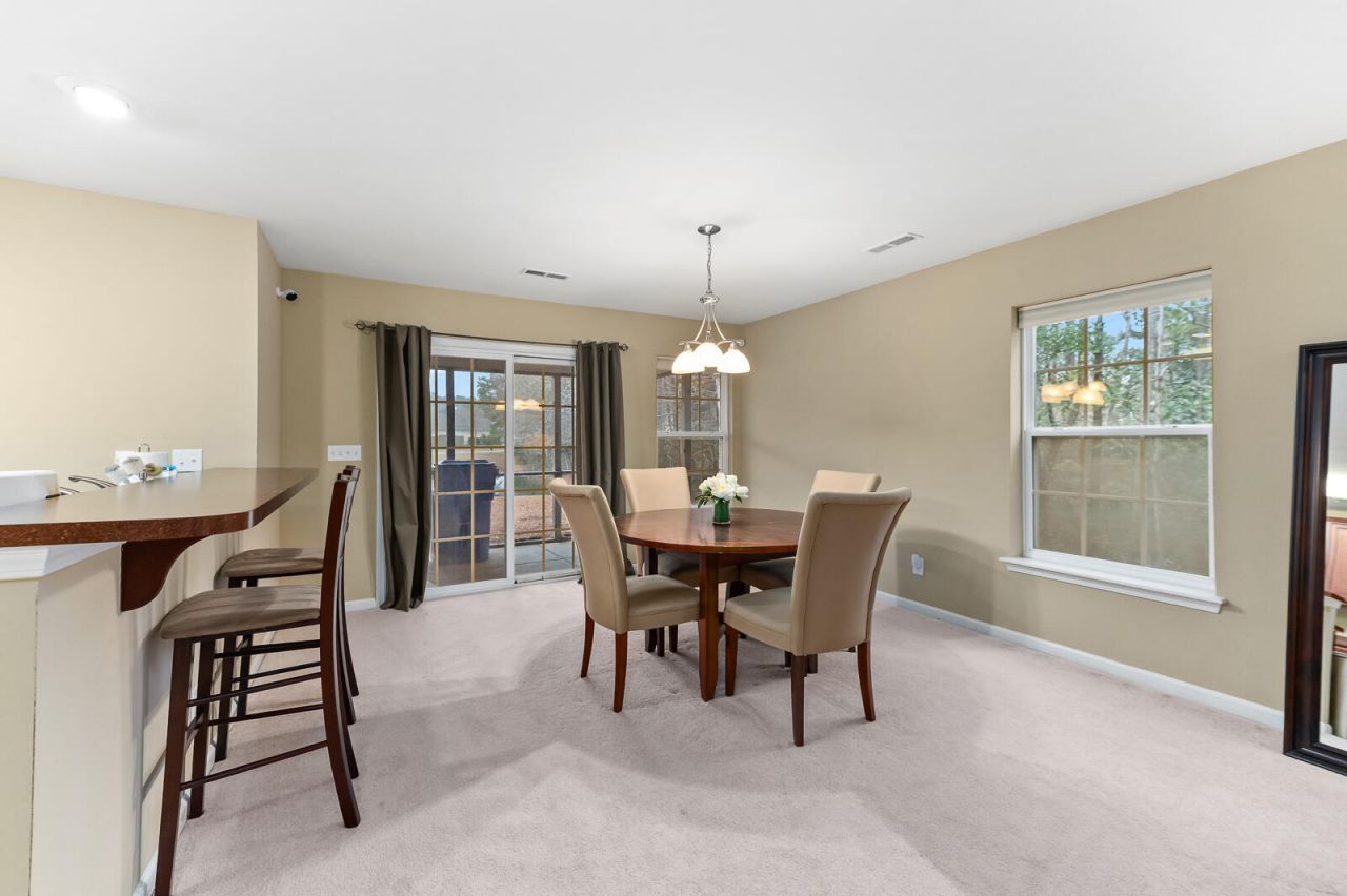 8877 Gable Street Photo 7