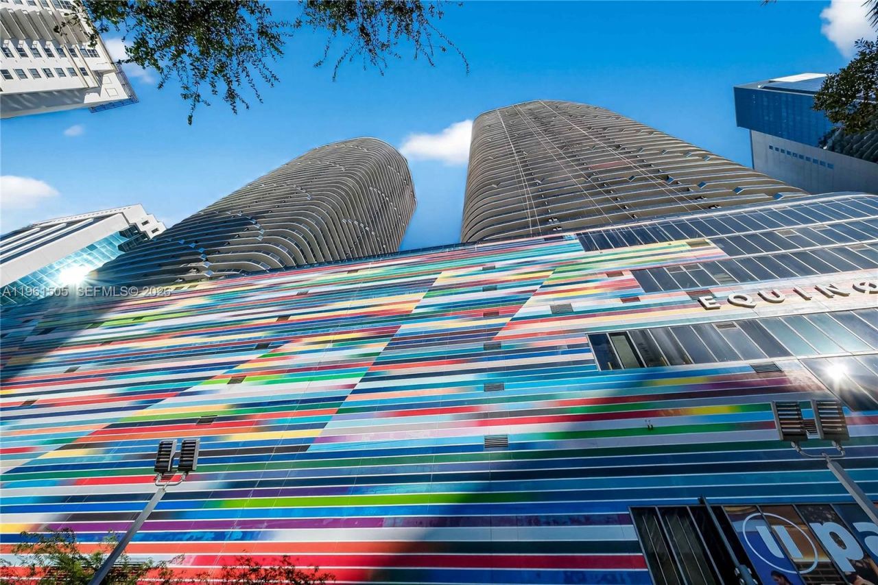 45 SW 9th St , Unit 3807, Miami, FL 33130 Photo