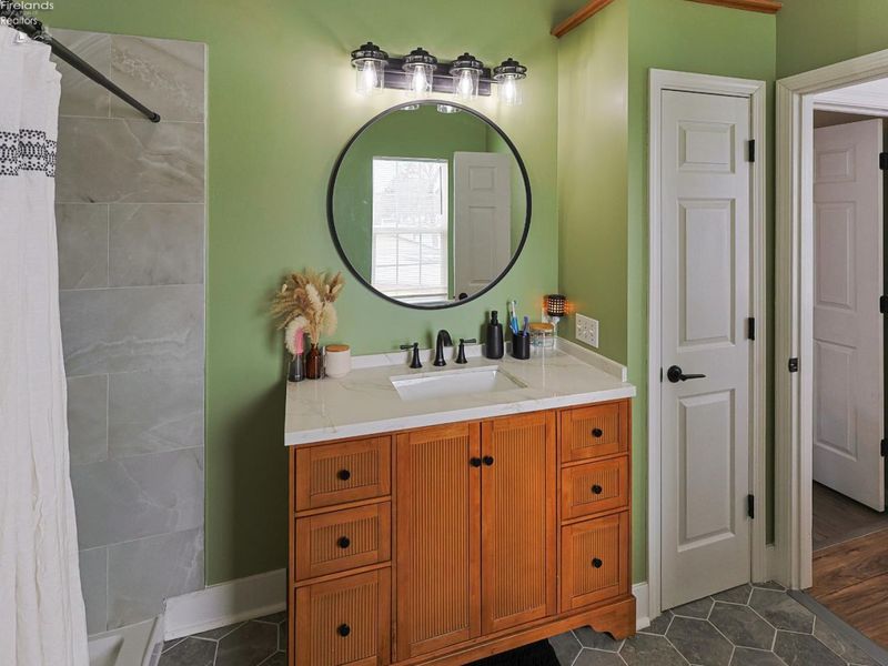 206 Wood Street, Bellevue, OH 44811 Photo 46