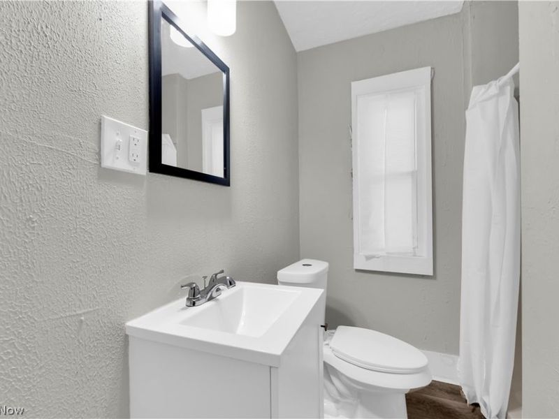 3607 Sackett Avenue, Unit 1/Front, Cleveland, OH 44109 Photo 12