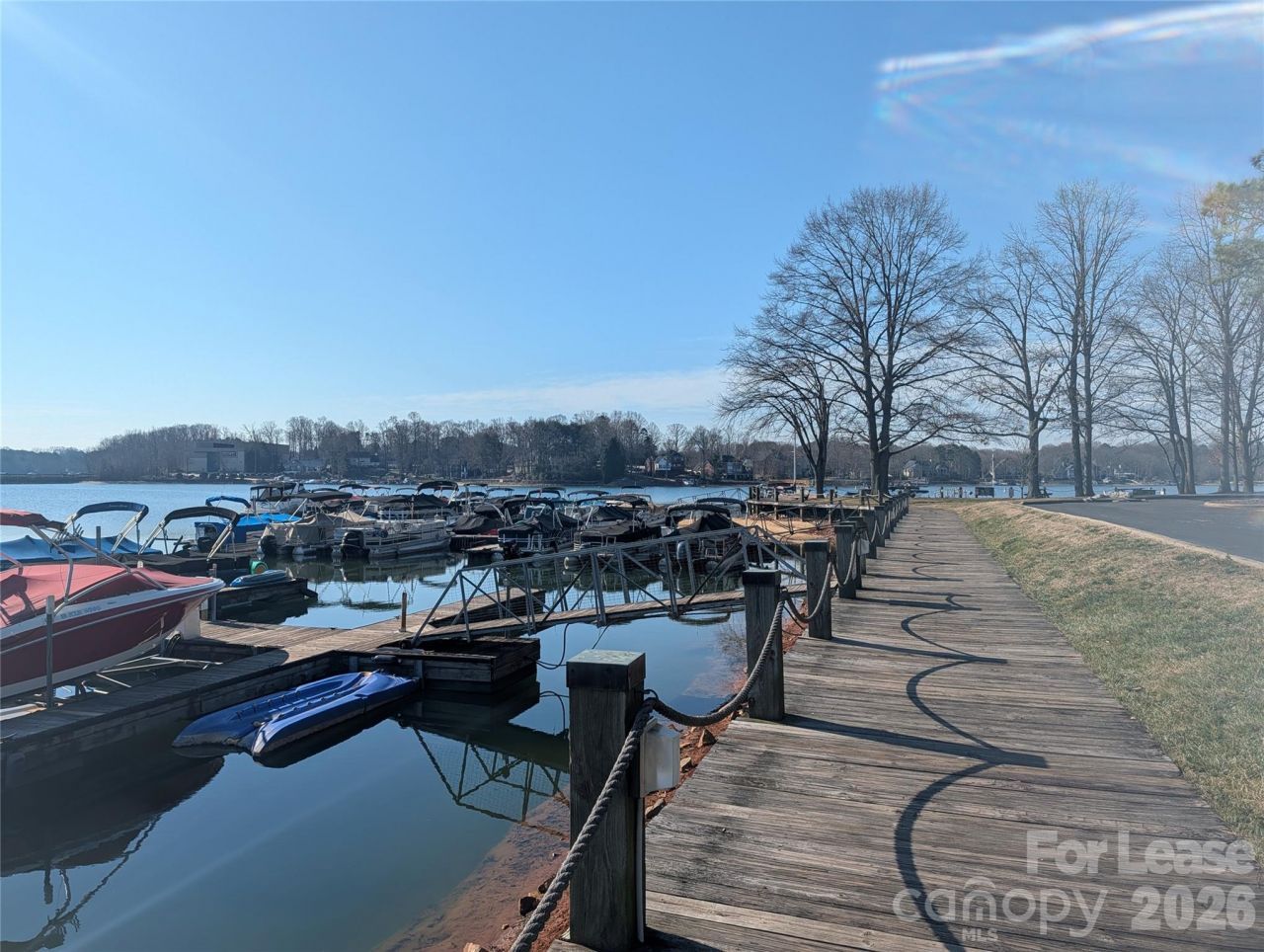 943 Southwest Drive, Davidson, NC 28036 Main Photo