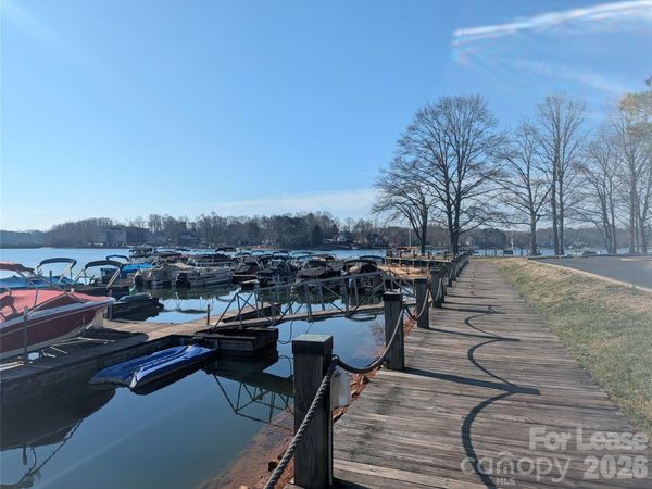 943 Southwest Drive, Davidson, NC 28036