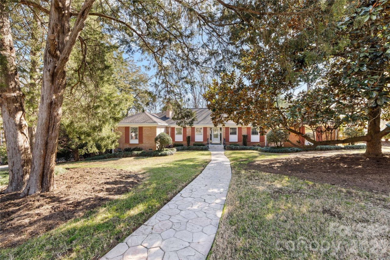 7201 Terrace Drive, Charlotte, NC 28211 Main Photo