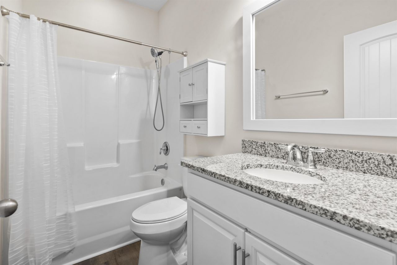 452 Honeyhill Loop Photo 17