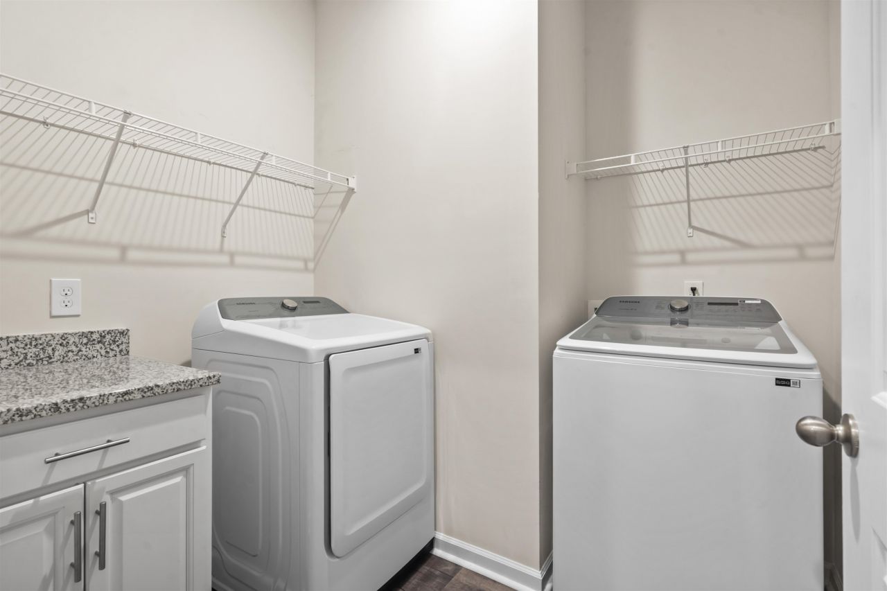 452 Honeyhill Loop Photo 30