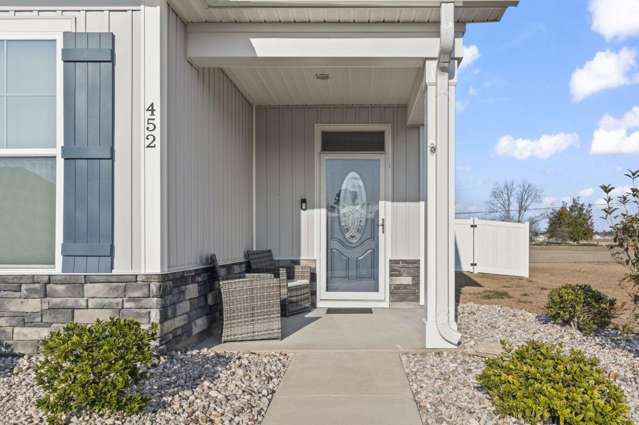 452 Honeyhill Loop Photo 4