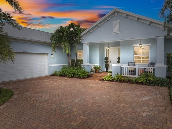 2582 Saint Lucia Circle, Vero Beach, FL 32967