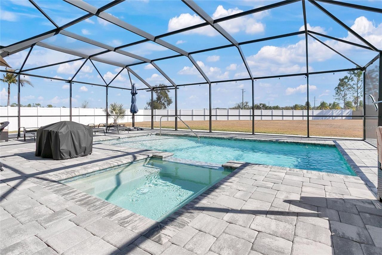 15823 High Bell Place, Bradenton, FL 34212 Photo