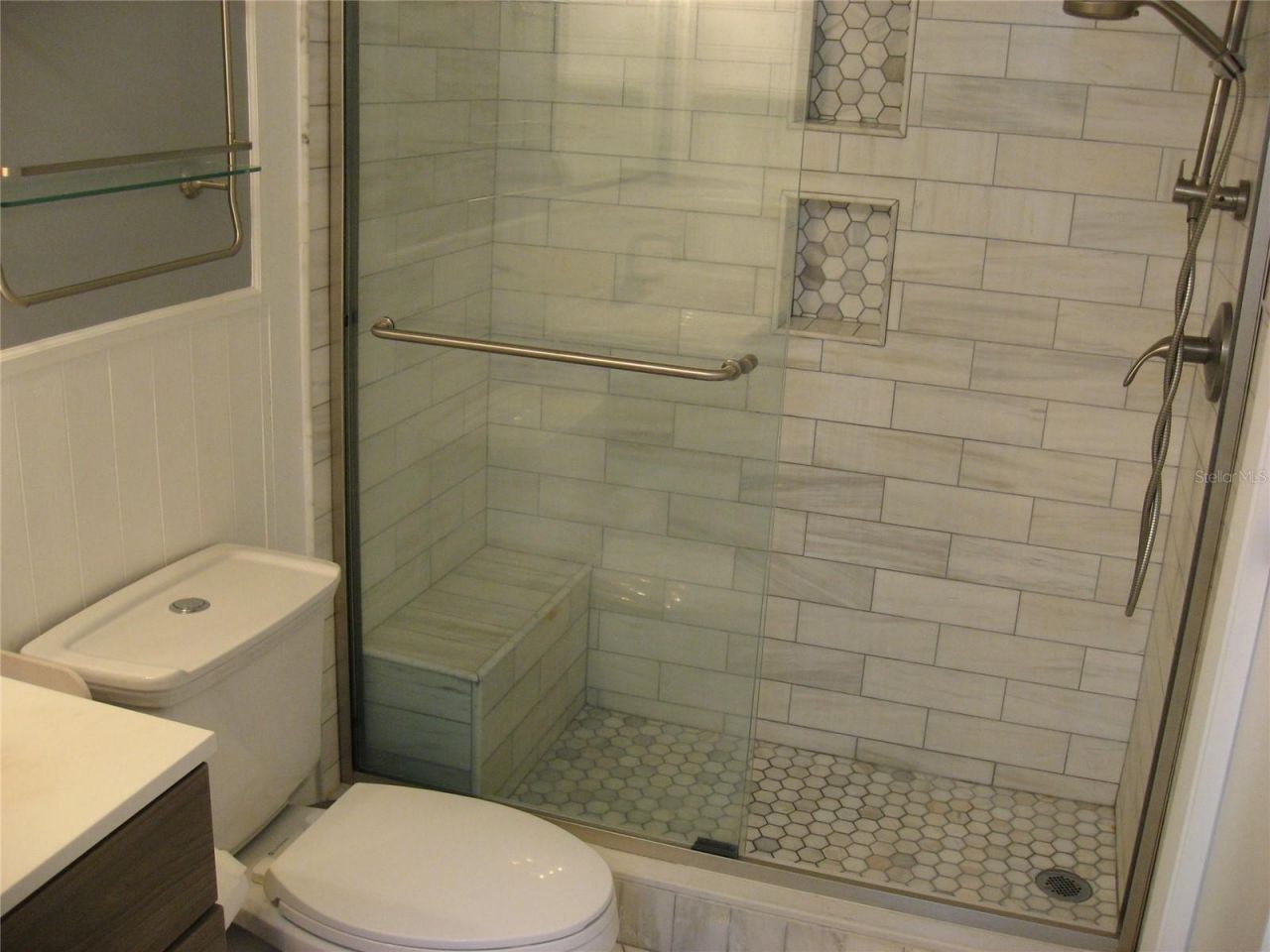 5769 Gardens Drive, Unit 101, Sarasota, FL 34243 Photo