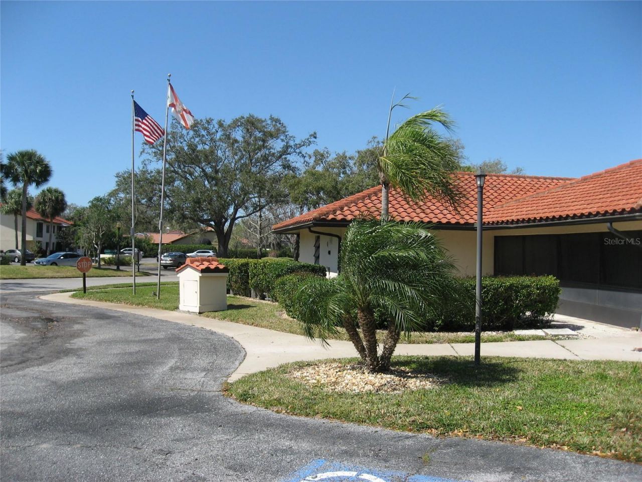 5769 Gardens Drive, Unit 101, Sarasota, FL 34243 Photo