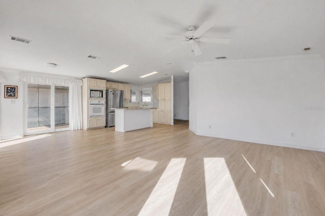 290 Navajo Drive, Oak Hill, FL 32759 Photo