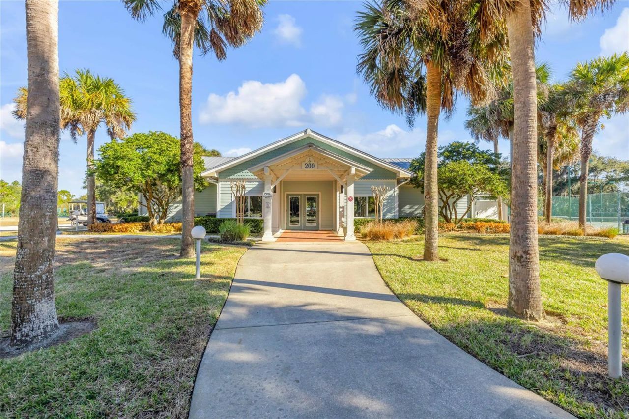 290 Navajo Drive, Oak Hill, FL 32759 Photo