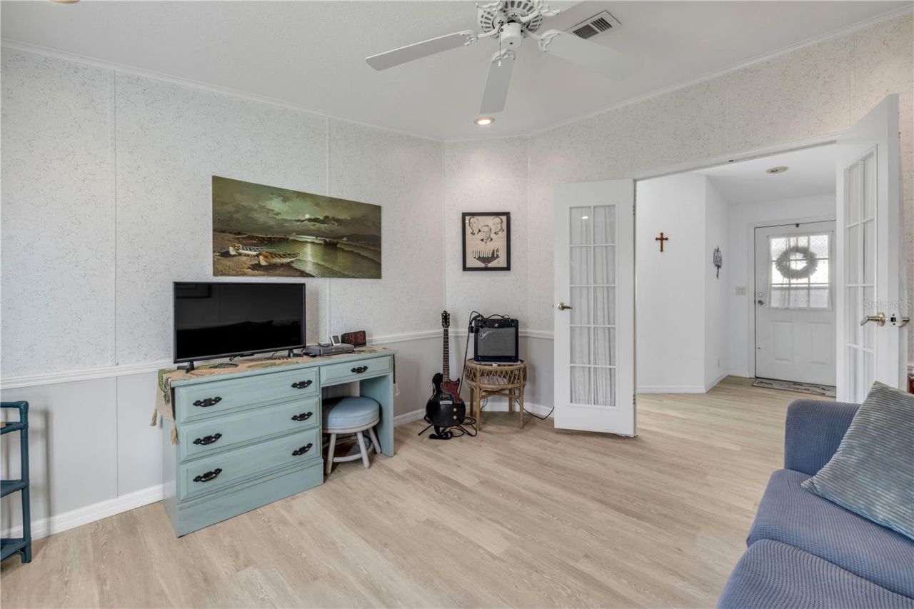 290 Navajo Drive, Oak Hill, FL 32759 Photo