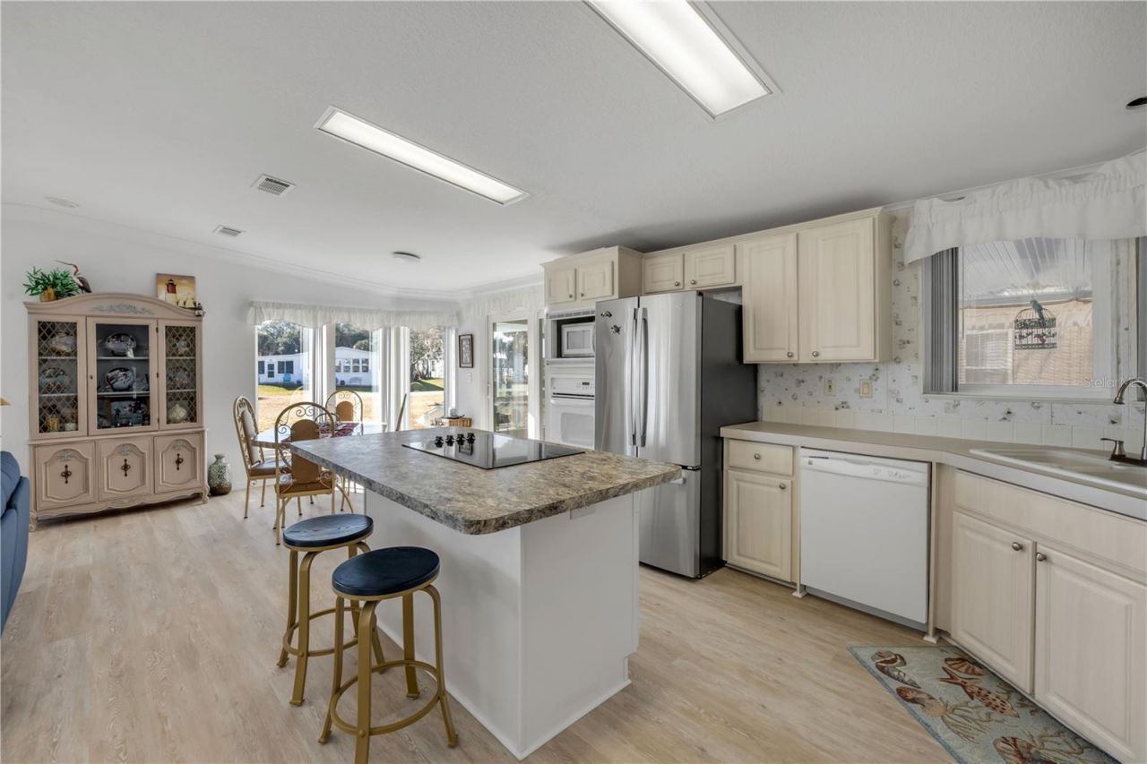 290 Navajo Drive, Oak Hill, FL 32759 Photo