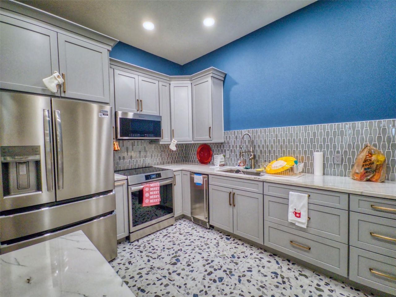 290 Navajo Drive, Oak Hill, FL 32759 Photo