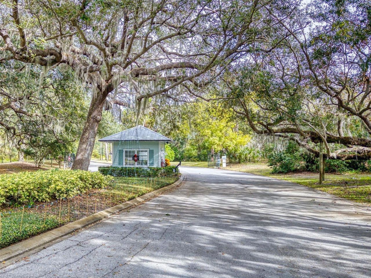 290 Navajo Drive, Oak Hill, FL 32759 Photo