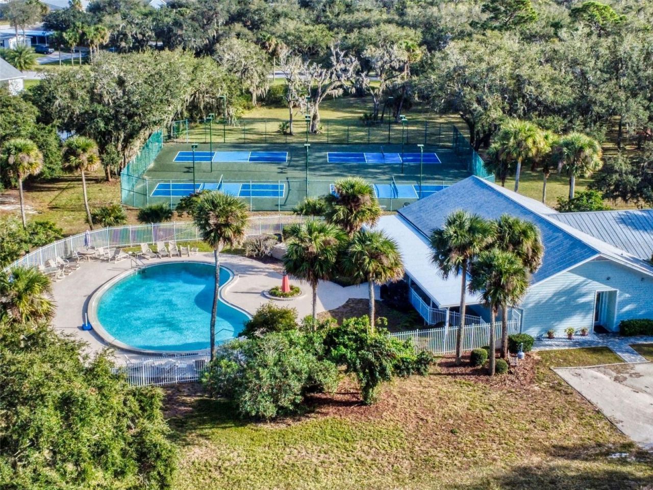 290 Navajo Drive, Oak Hill, FL 32759 Photo