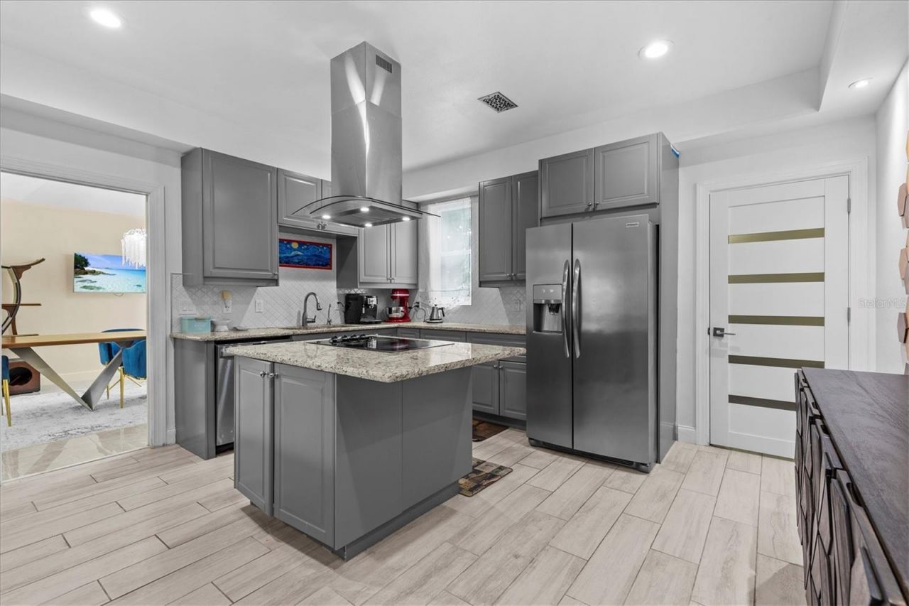 5914 La Rosa Lane, Apollo Beach, FL 33572 Photo