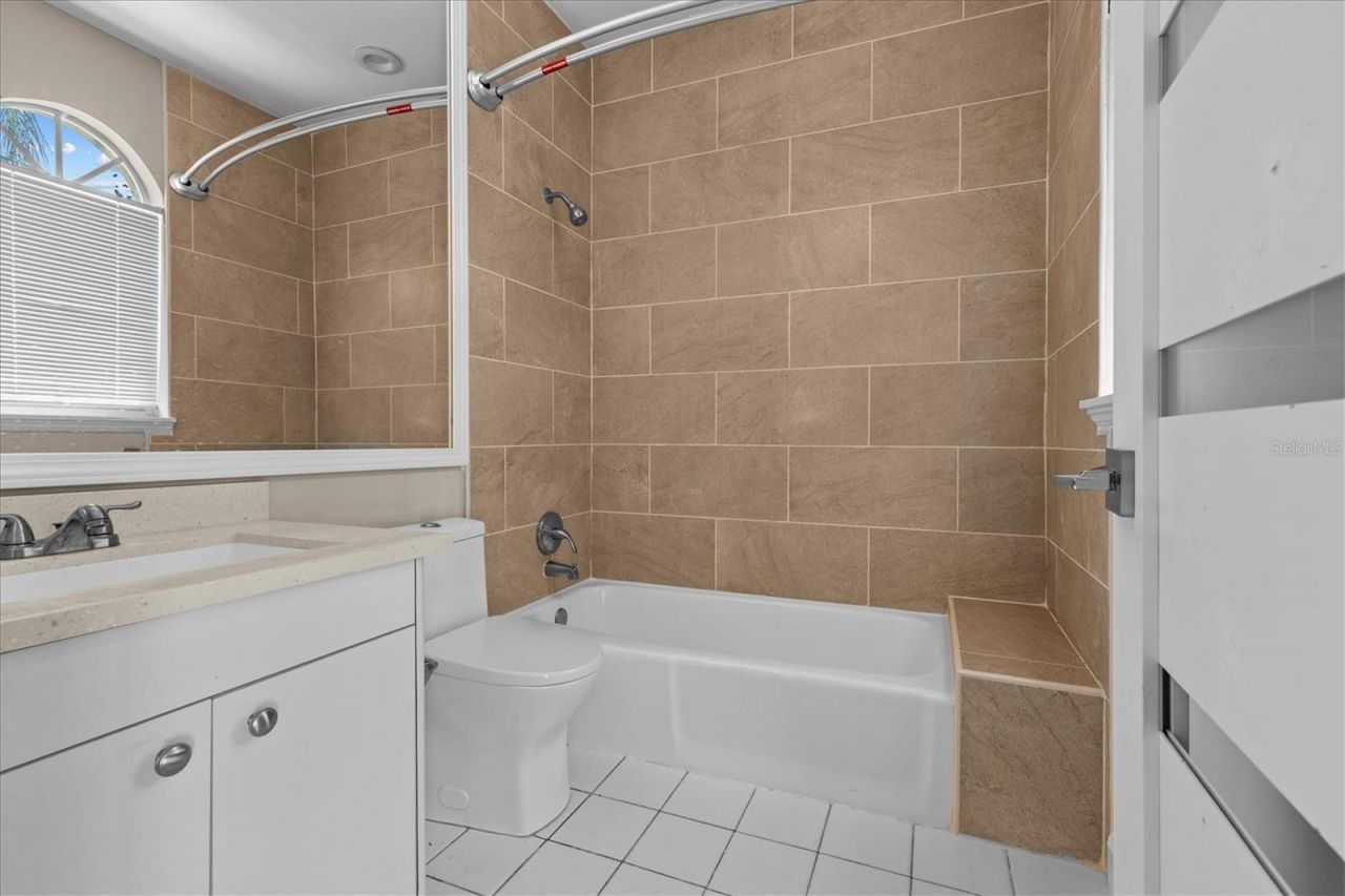 5914 La Rosa Lane, Apollo Beach, FL 33572 Photo