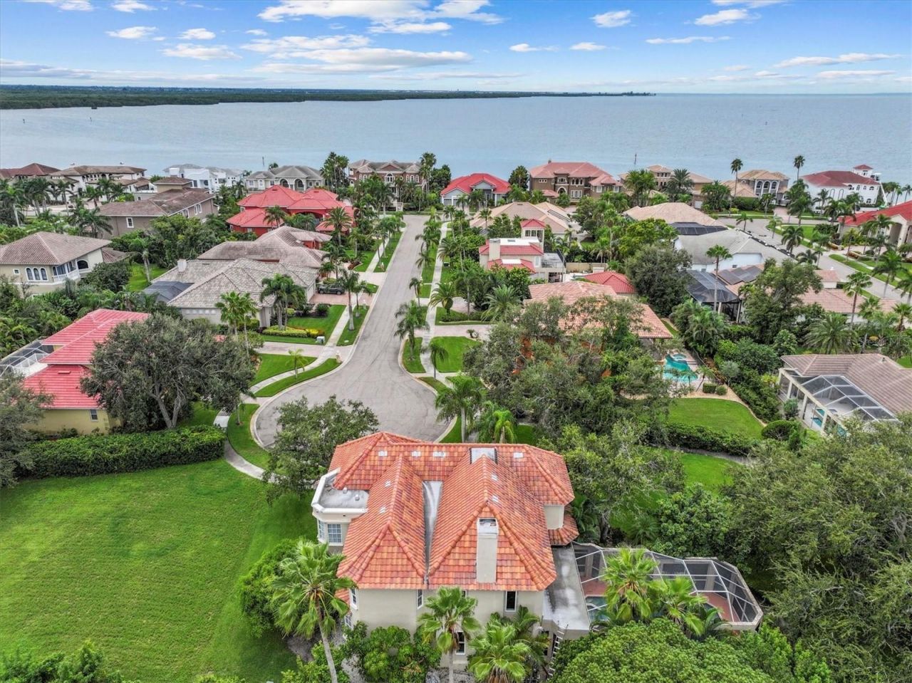 5914 La Rosa Lane, Apollo Beach, FL 33572 Photo