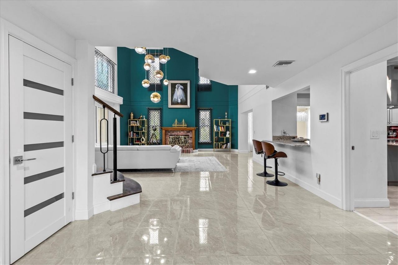 5914 La Rosa Lane, Apollo Beach, FL 33572 Photo