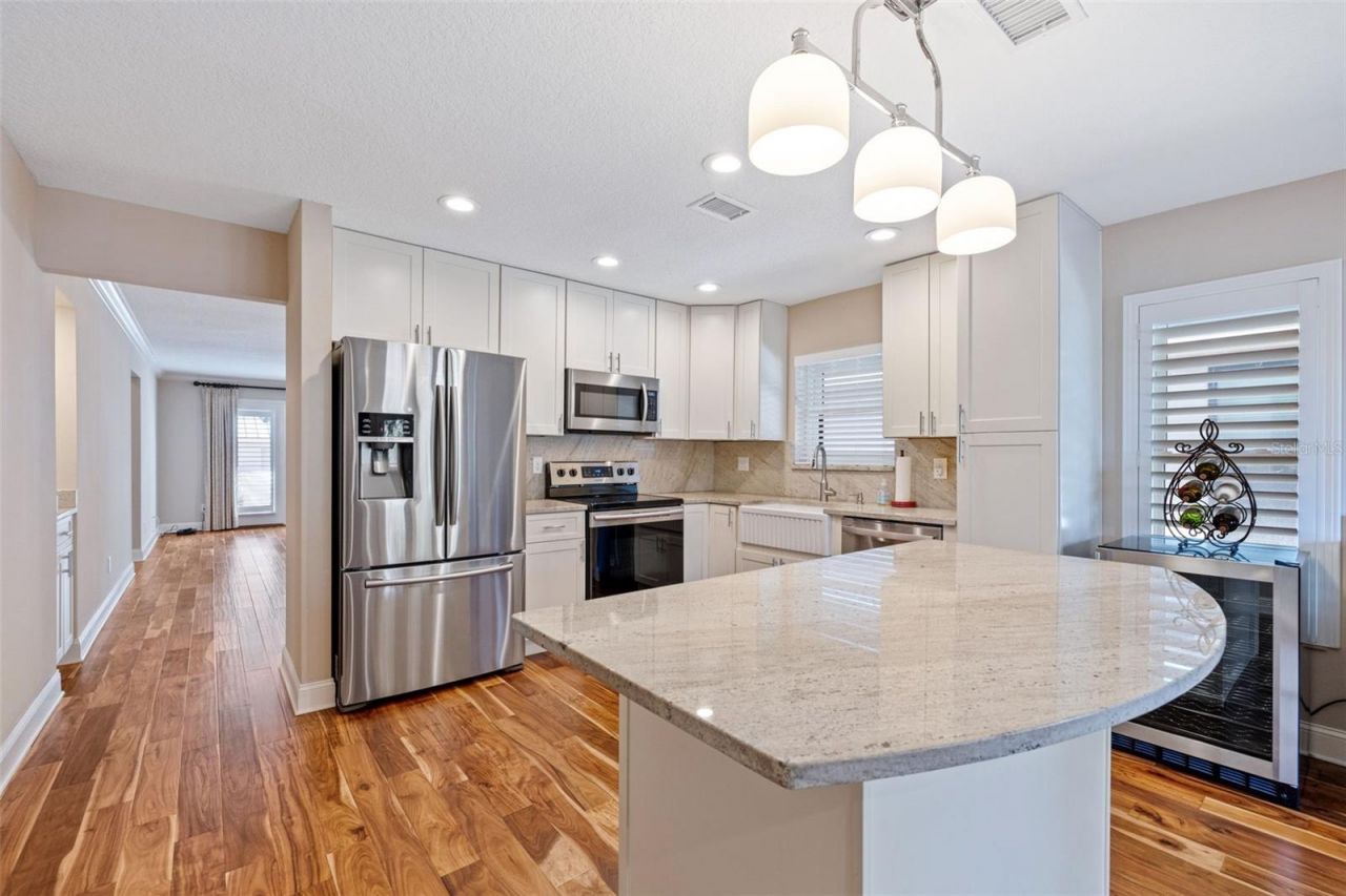 1683 Watermark Circle Ne, Saint Petersburg, FL 33702 Photo