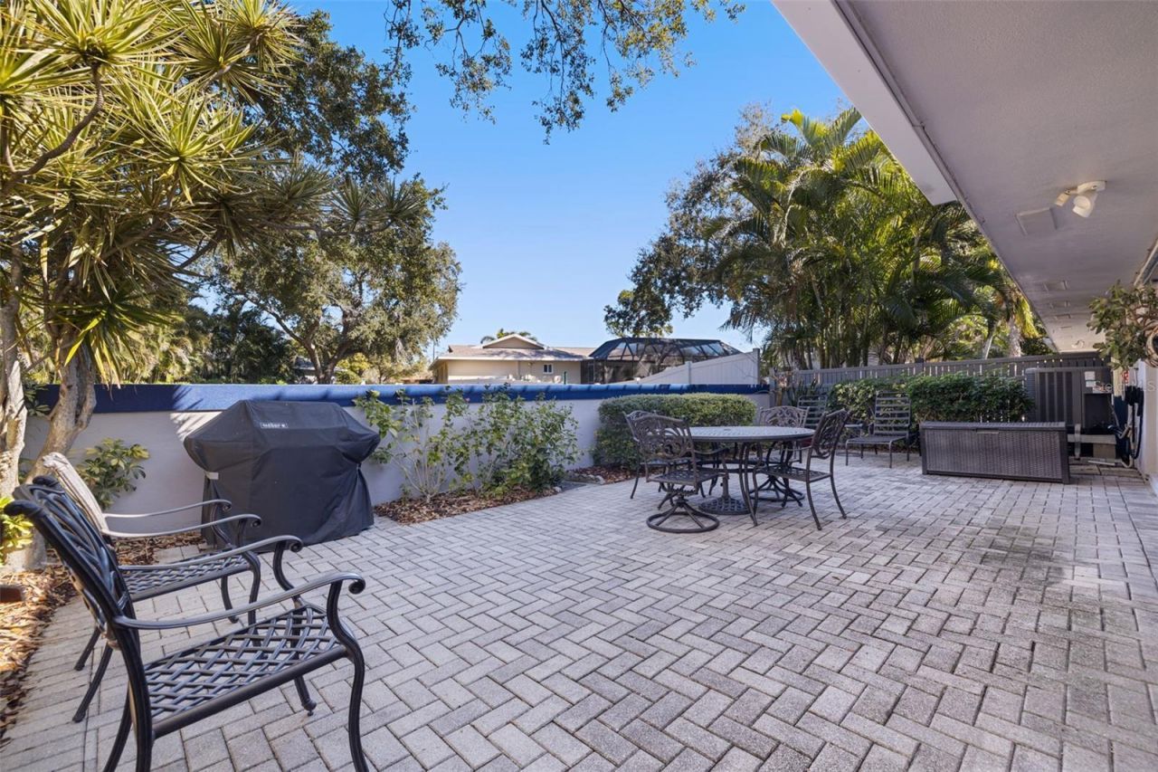 1683 Watermark Circle Ne, Saint Petersburg, FL 33702 Photo