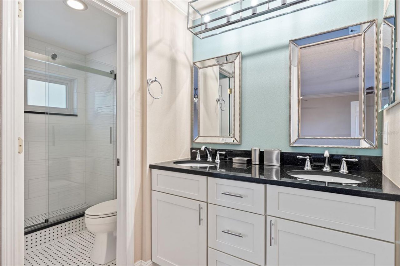 1683 Watermark Circle Ne, Saint Petersburg, FL 33702 Photo