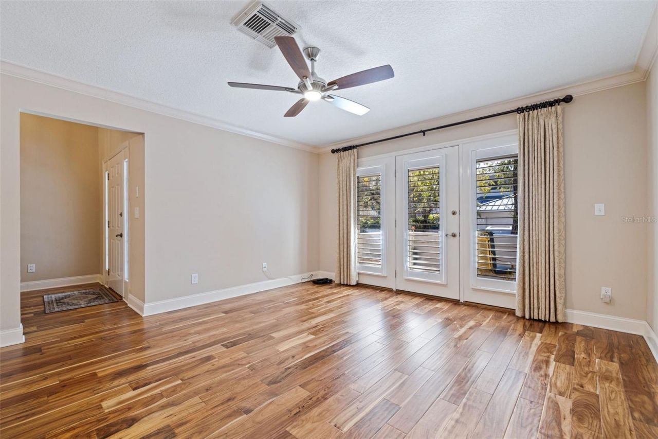 1683 Watermark Circle Ne, Saint Petersburg, FL 33702 Photo