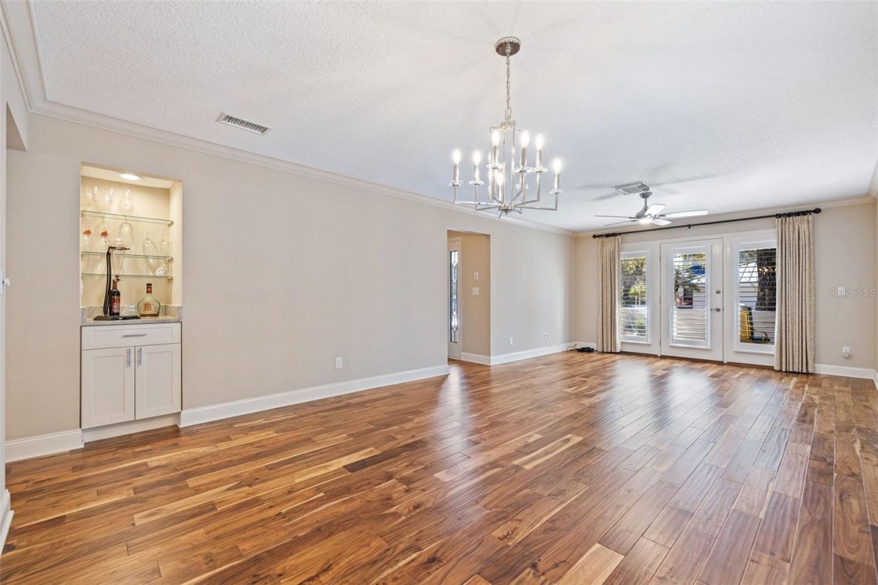 1683 Watermark Circle Ne, Saint Petersburg, FL 33702 Photo